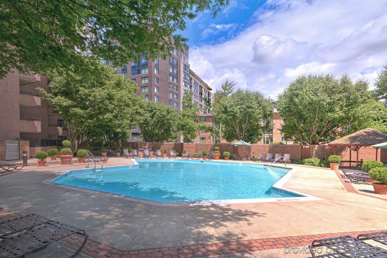 Aparthotel Oakwood Arlington Exteriér fotografie